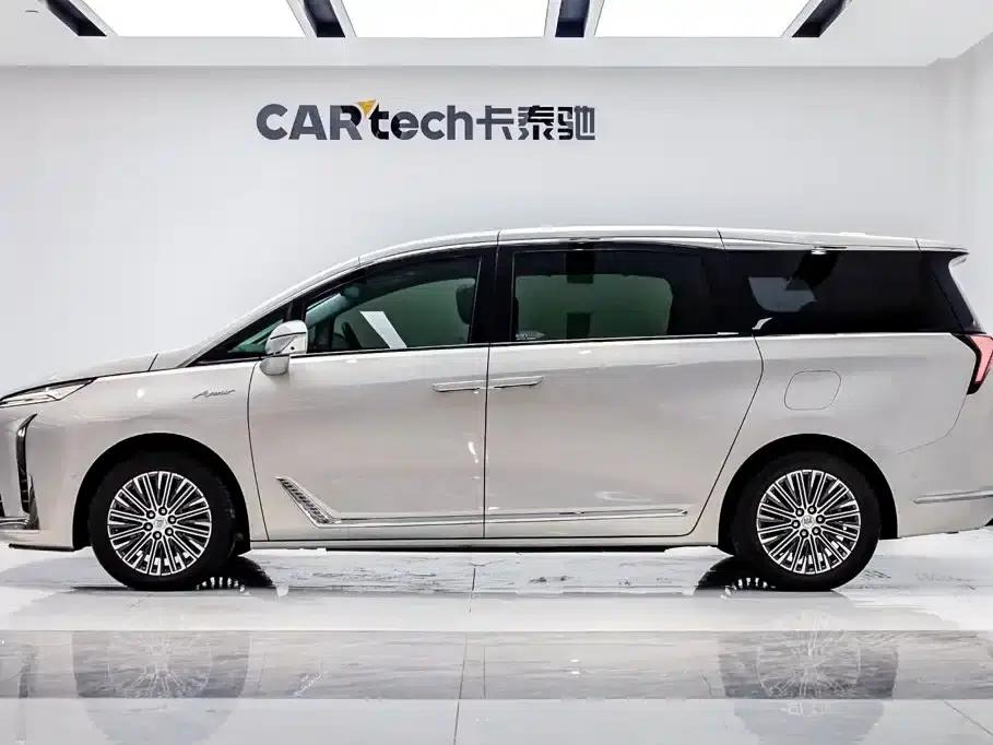 Buick GL8 PHEV 2024 Luxury Edition 7-seater — миниатюра 3