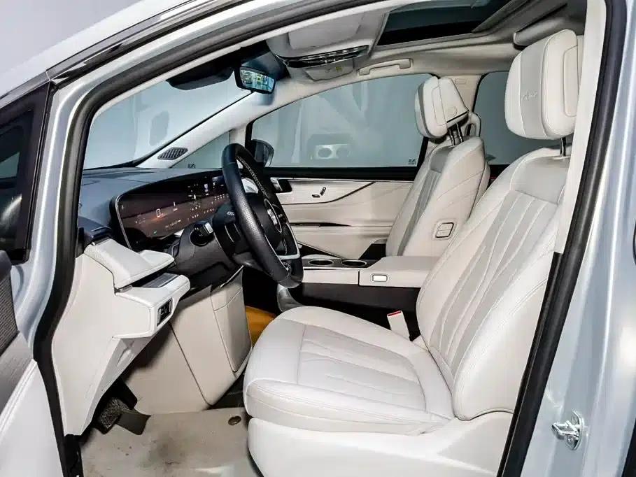 Buick GL8 PHEV 2024 Luxury Edition 7-seater — миниатюра 9