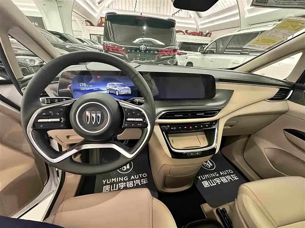 Buick GL8 PHEV 2025 Land Cruiser Premium Edition — миниатюра 5