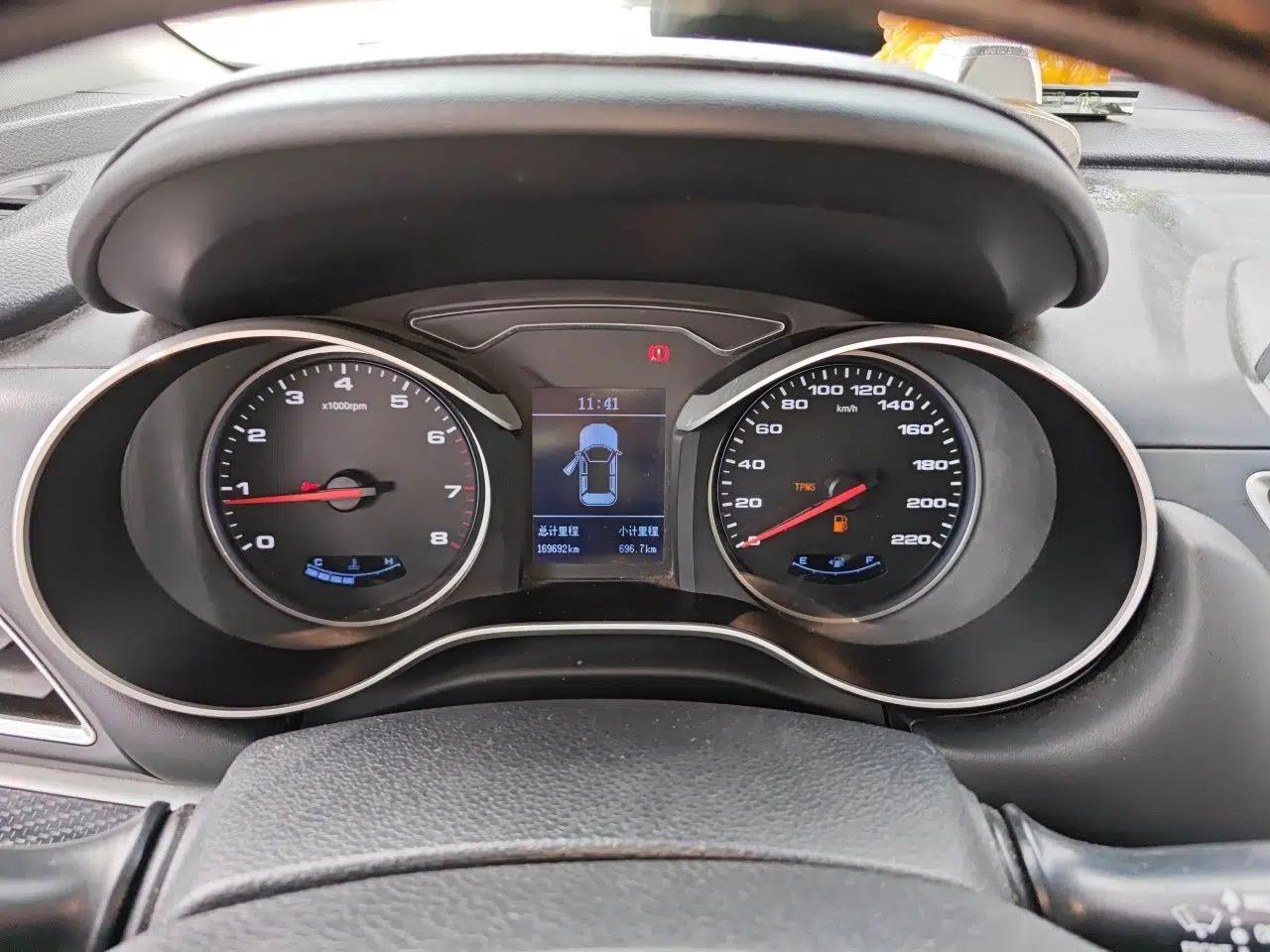 JAC Group Refine S3 2017 1.6L Manual Luxury Smart Model — миниатюра 11