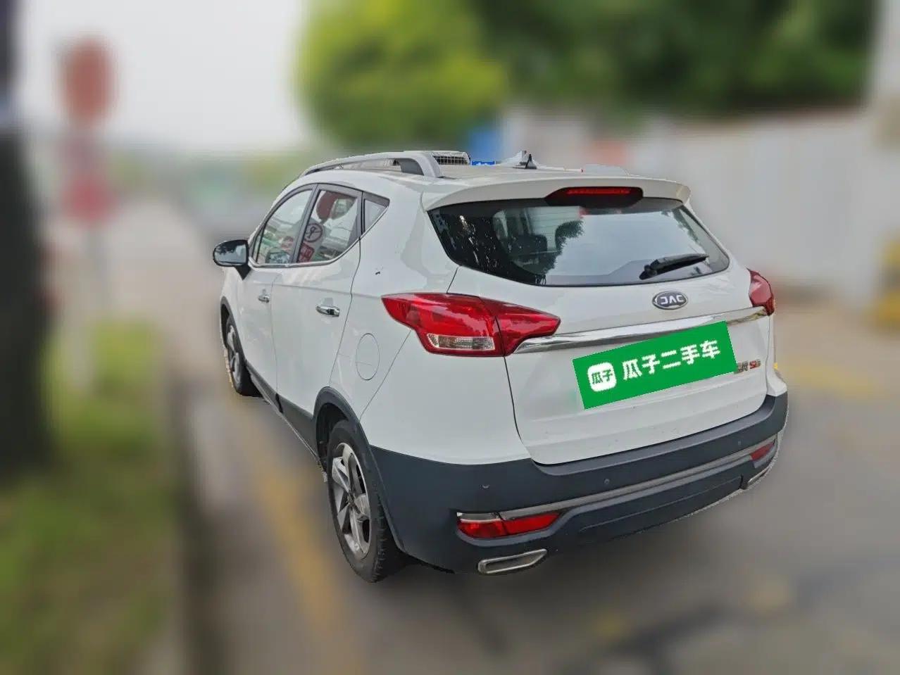 JAC Group Refine S3 2017 1.6L Manual Luxury Smart Model — миниатюра 4