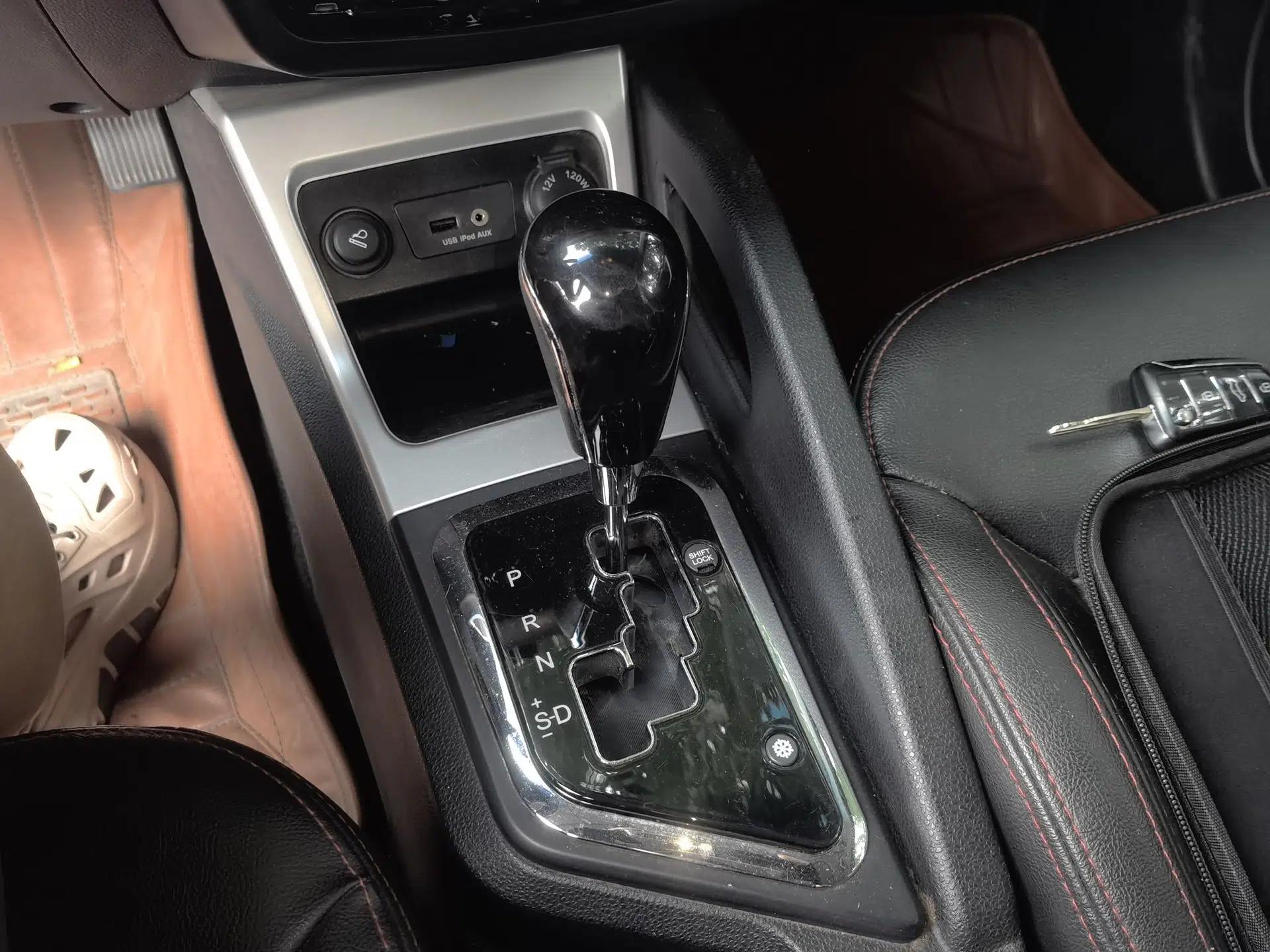 JAC Group Refine S3 2016 1.5L CVT Luxury Smart Premium Edition — миниатюра 14