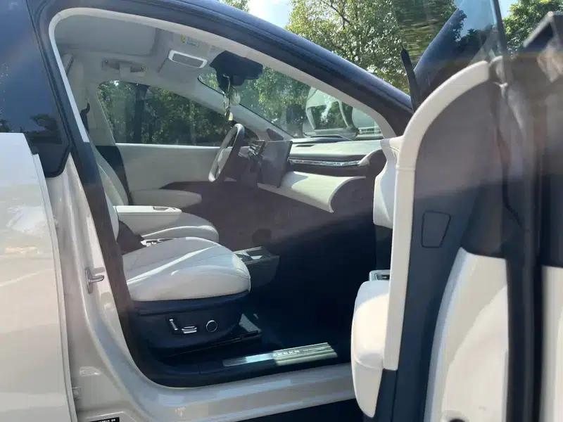 ZEEKR X 2023 YOU Edition, 5-seater, 4WD — миниатюра 24