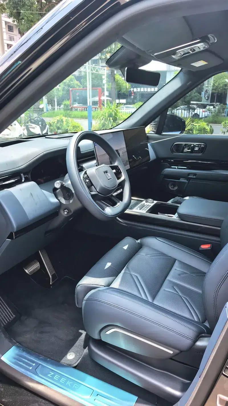 ZEEKR 9X 2025 Ultra Edition 70kWh Six-Seat — миниатюра 4