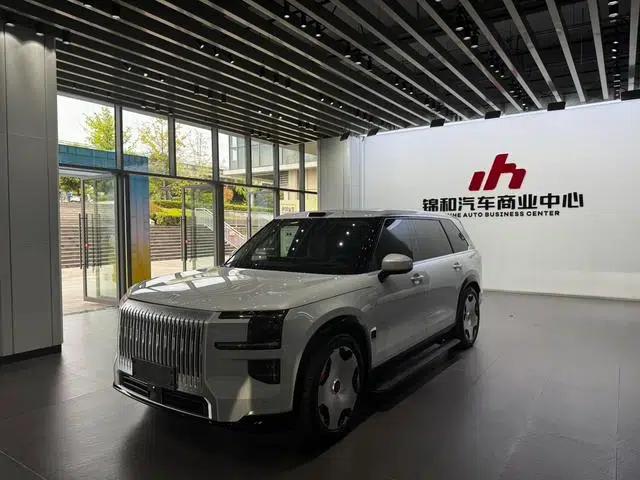 ZEEKR 9X 2025 Hyper Edition 70kWh Six-Seat