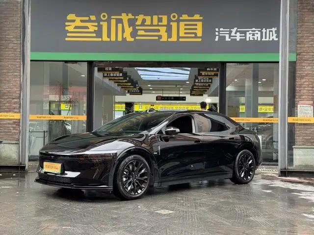 ZEEKR 007 2025 Long Range Rear-Wheel Drive Intelligent Driving Edition 100kWh