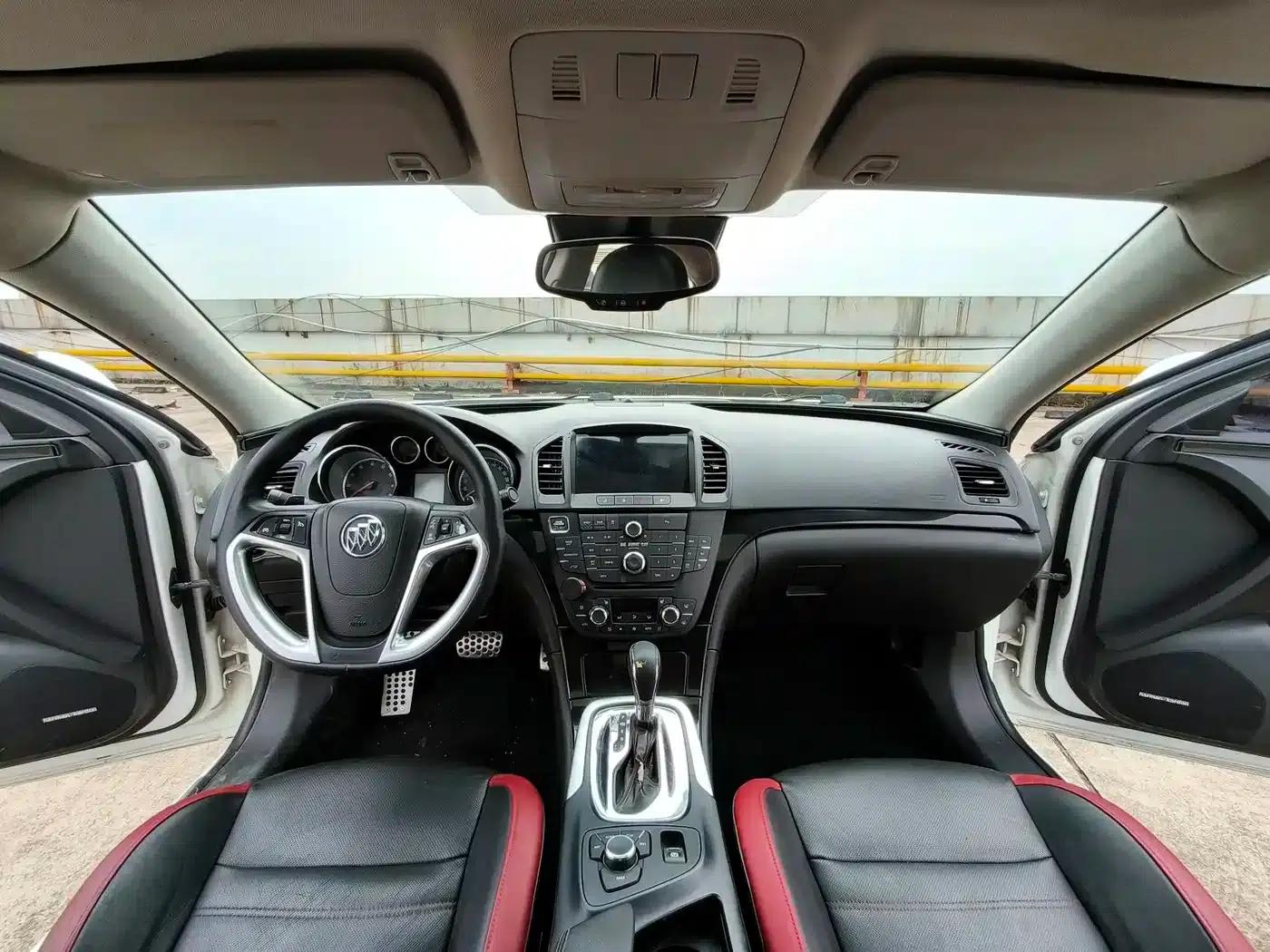 Buick Regal 2012 GS 2.0T Super Sport Edition — миниатюра 15