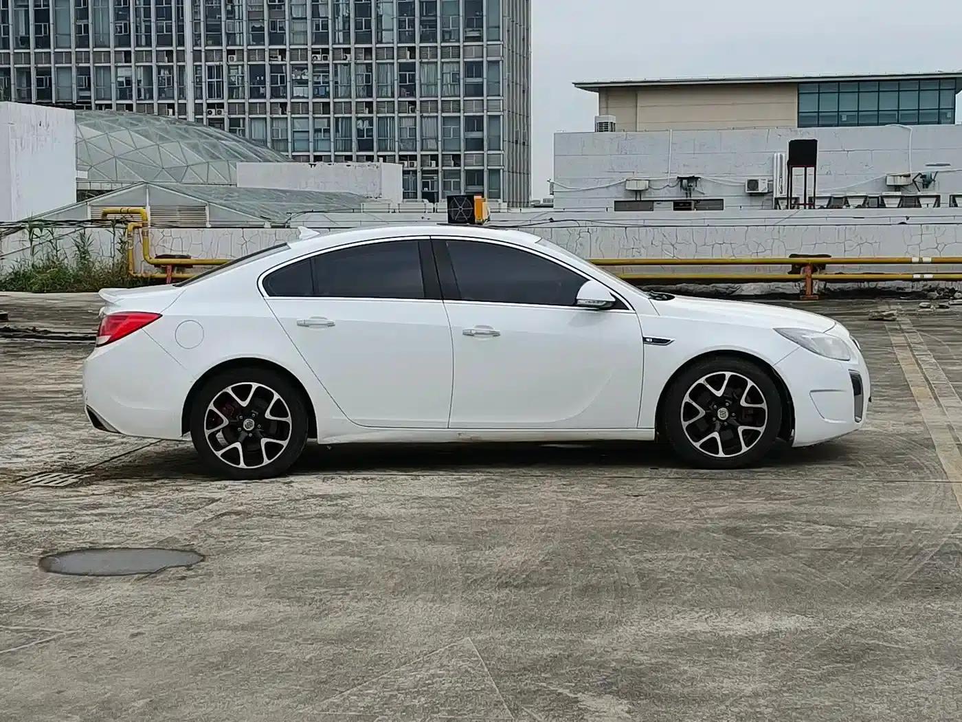 Buick Regal 2012 GS 2.0T Super Sport Edition — миниатюра 4