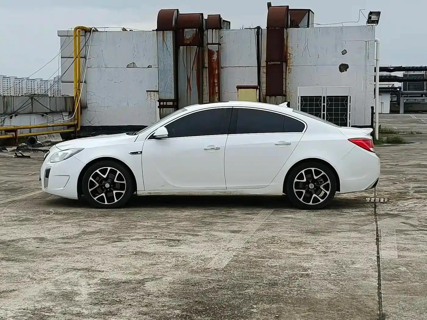 Buick Regal 2012 GS 2.0T Super Sport Edition — миниатюра 8
