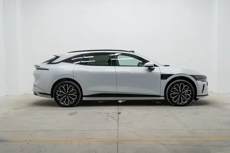 ZEEKR 007GT 2025 All-Wheel Drive Intelligent Driving Edition 75kWh — миниатюра 8