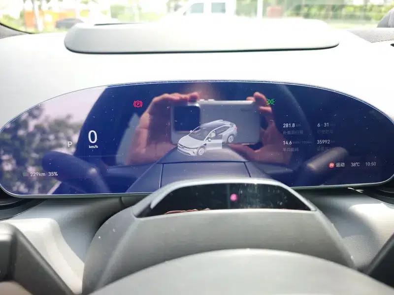ZEEKR 007GT 2025 Rear-Wheel Drive Intelligent Driving Edition 75kWh — миниатюра 17