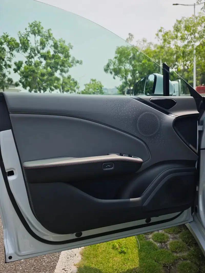ZEEKR 007GT 2025 Rear-Wheel Drive Intelligent Driving Edition 75kWh — миниатюра 21