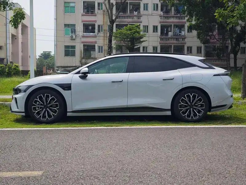 ZEEKR 007GT 2025 Rear-Wheel Drive Intelligent Driving Edition 75kWh — миниатюра 4