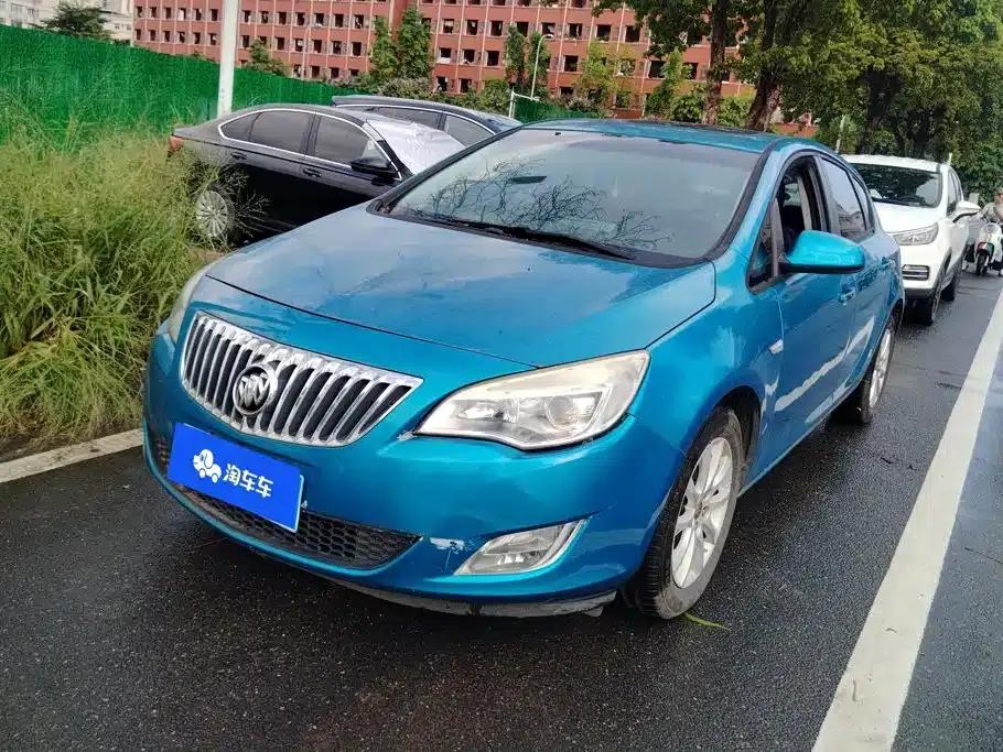 Buick Excelle 2013 XT 1.6L Automatic Fashion Edition — миниатюра 1