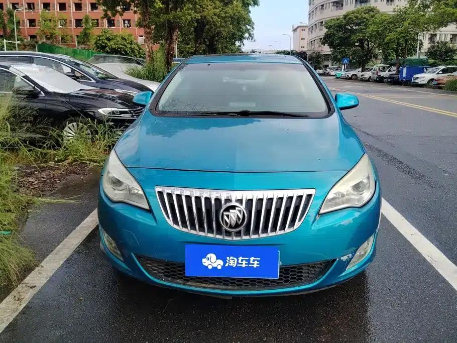 Buick Excelle 2013 XT 1.6L Automatic Fashion Edition — миниатюра 2