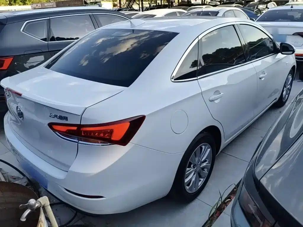 Buick Excelle 2021 Classic 1.5L Automatic Elite — миниатюра 7