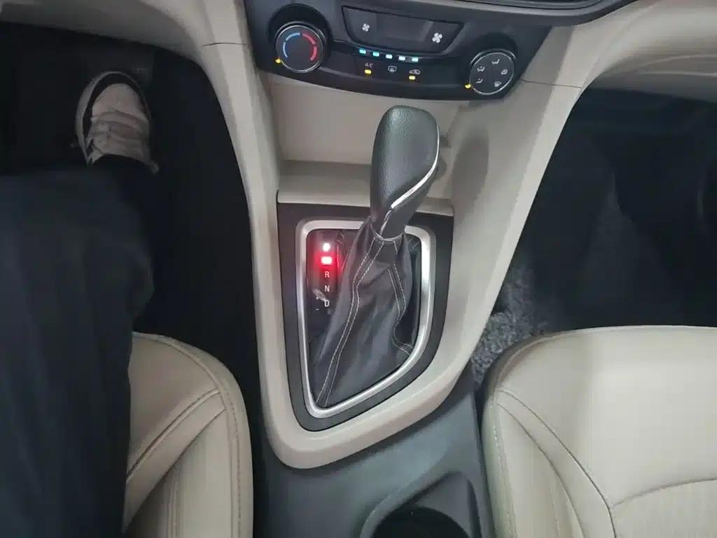 Buick Excelle 2016 15N Automatic Elite — миниатюра 14