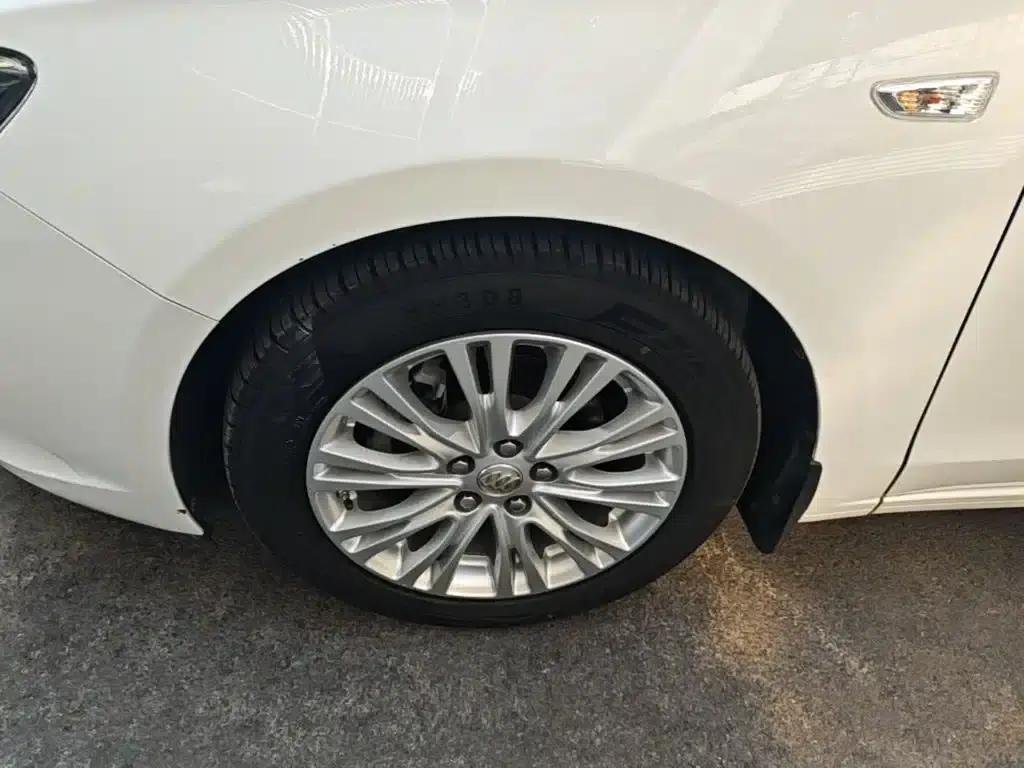 Buick Excelle 2015 18T Dual-Clutch Luxury Edition — миниатюра 23