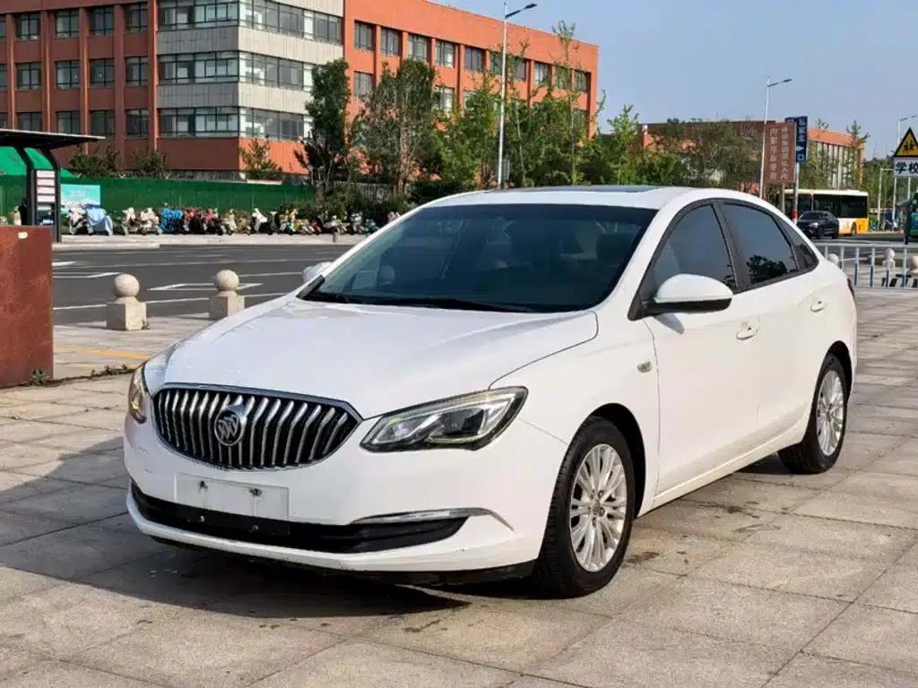 Buick Excelle 2015 15N Automatic Elite — миниатюра 1