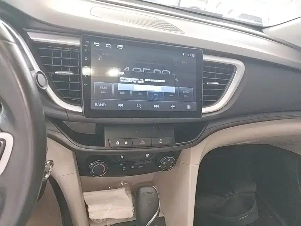 Buick Excelle 2018 15T Dual-Clutch Elite (National V Emission Standard) — миниатюра 13