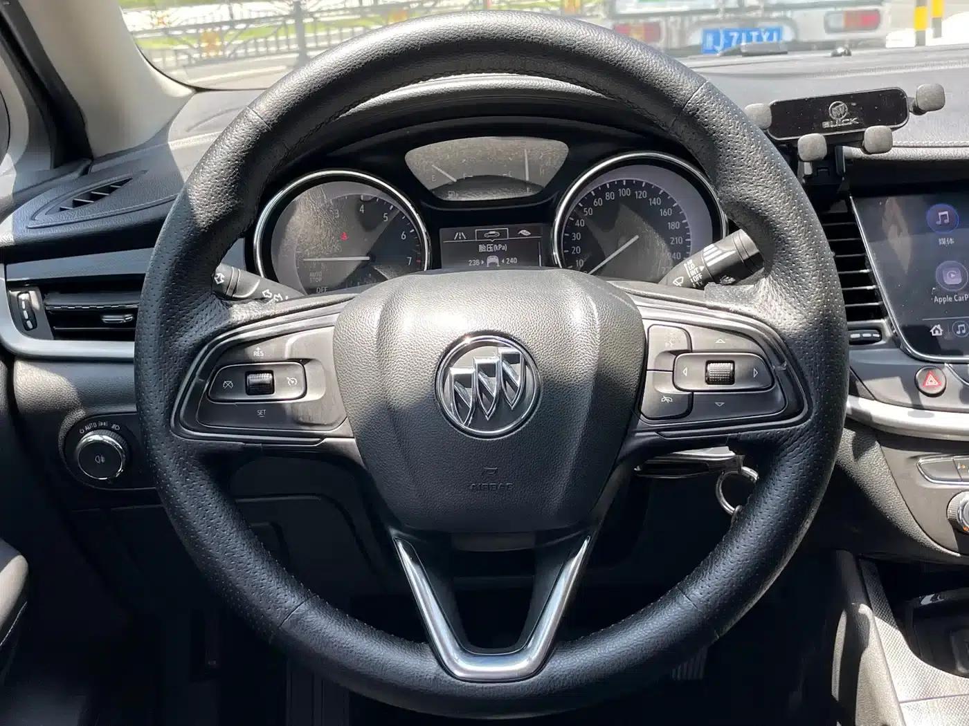 Buick Verano 2020 20T CVT Leading Edition — миниатюра 11