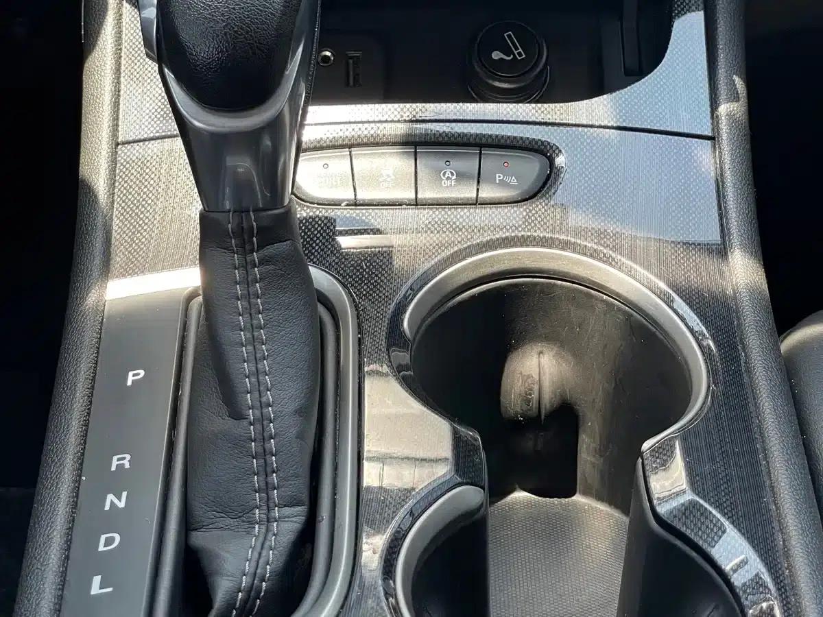 Buick Verano 2020 20T CVT Leading Edition — миниатюра 12