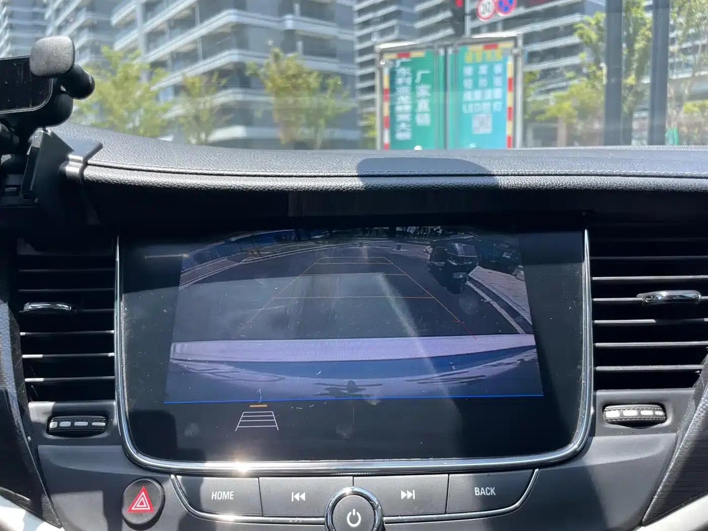 Buick Verano 2020 20T CVT Leading Edition — миниатюра 15