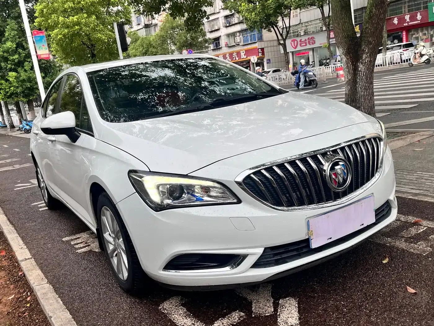 Buick Verano 2017 Sedan 15S Automatic Leading Edition — миниатюра 3
