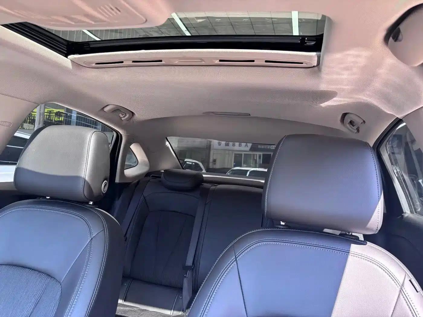 Buick Verano 2019 Sedan 20T Dual-Clutch Leading Edition — миниатюра 17