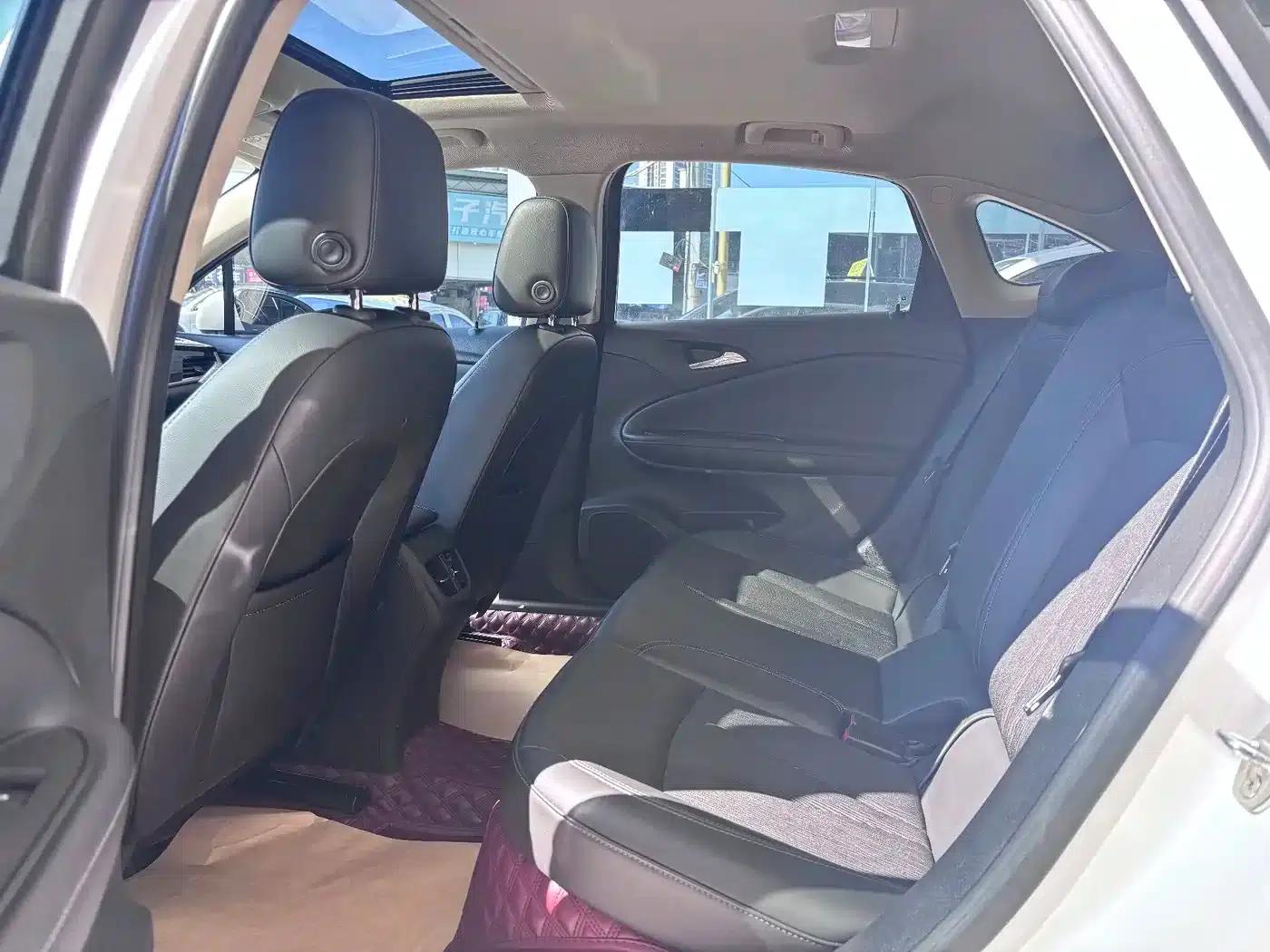 Buick Verano 2019 Sedan 20T Dual-Clutch Leading Edition — миниатюра 5