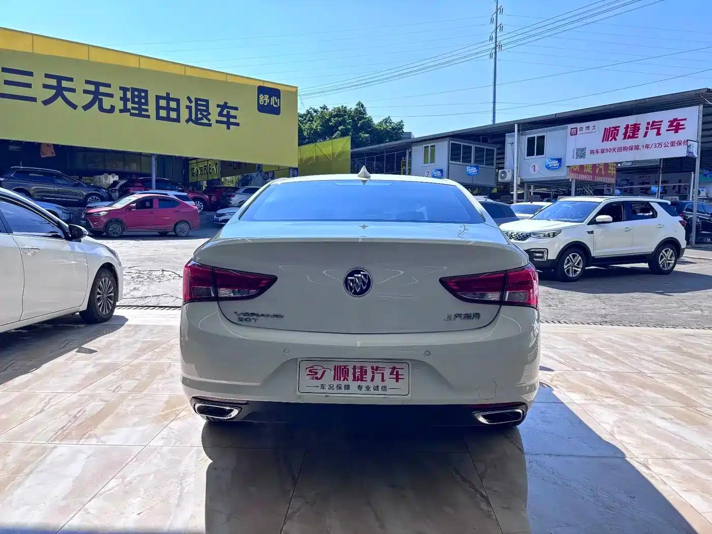 Buick Verano 2019 Sedan 20T Dual-Clutch Leading Edition — миниатюра 10