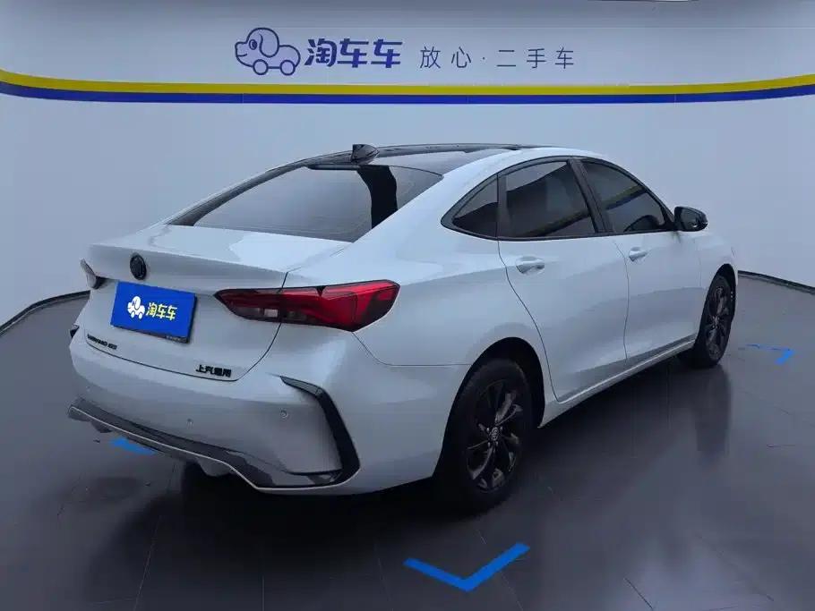 2023 Buick Verano Pro GS Hunter Edition — миниатюра 3