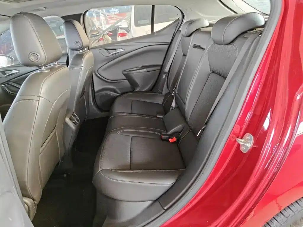 Buick Verano 2016 Hatchback 15S Automatic Leading Edition — миниатюра 17
