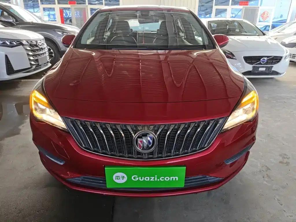 Buick Verano 2016 Hatchback 15S Automatic Leading Edition — миниатюра 3