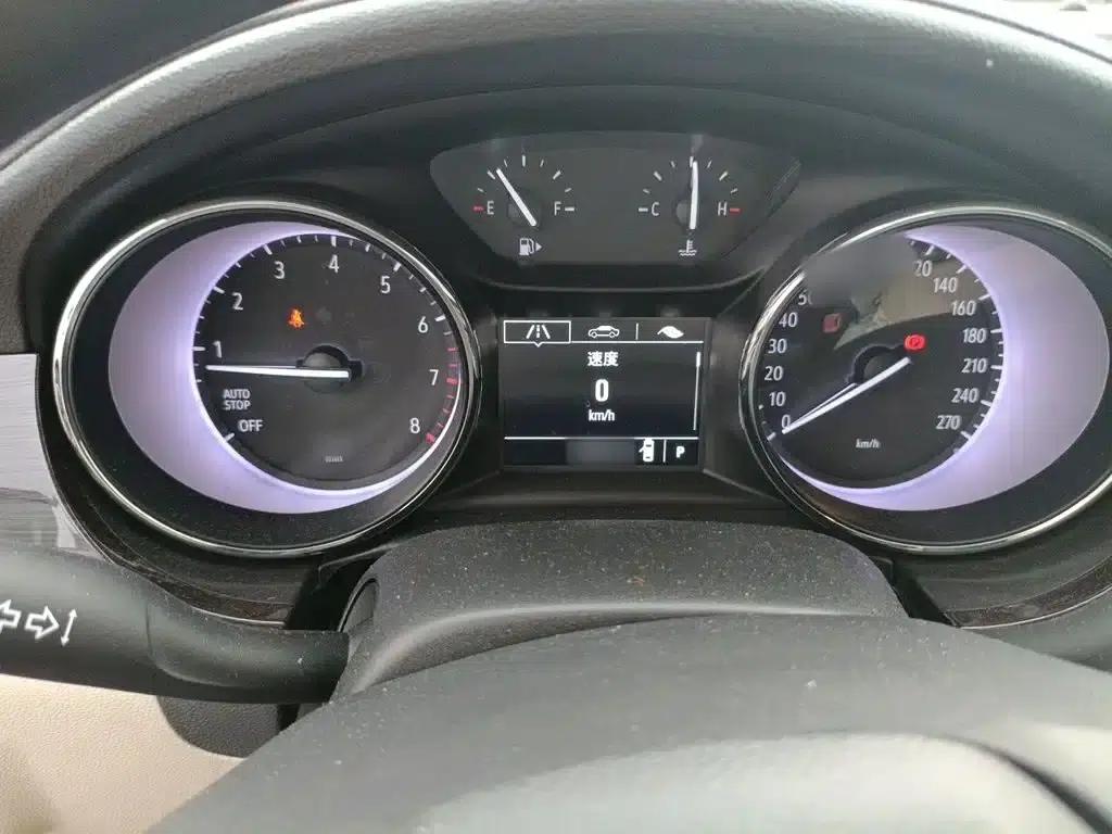 Buick Verano 2019 Sedan 15S Automatic Entry-Level — миниатюра 4