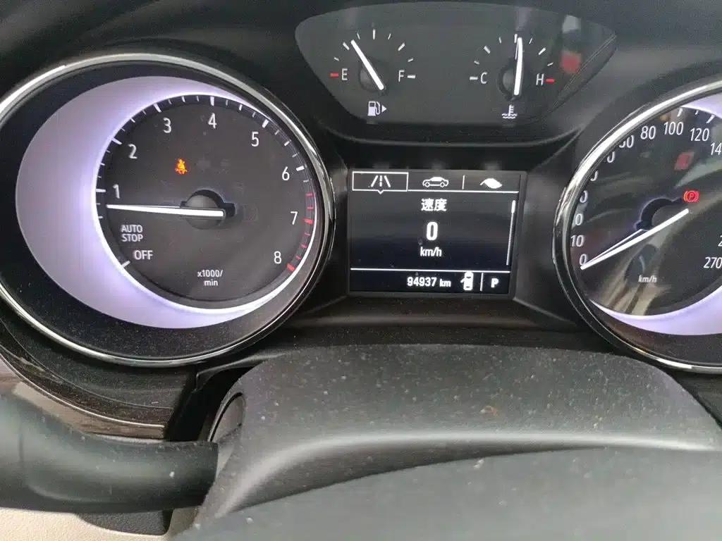Buick Verano 2019 Sedan 15S Automatic Entry-Level — миниатюра 5