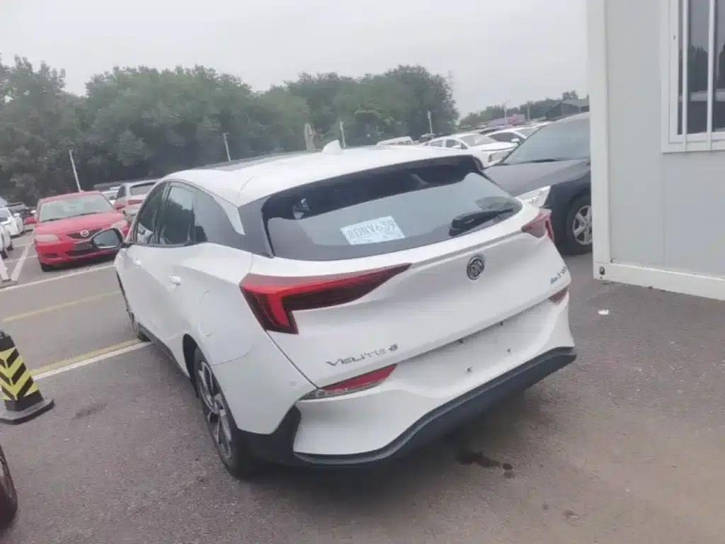 Buick Velite 6 2022 Plug-in Hybrid Connected Smart Edition — миниатюра 5