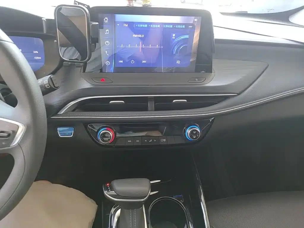 Buick Velite 6 2024 430km Premium Edition — миниатюра 13