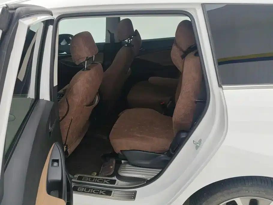 Buick GL6 2021 323T Mild Hybrid Connected Luxury Edition — миниатюра 11