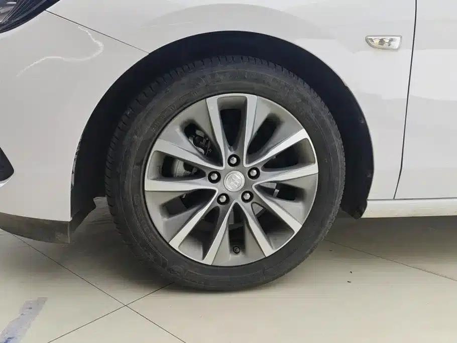 Buick GL6 2021 323T Mild Hybrid Connected Luxury Edition — миниатюра 6