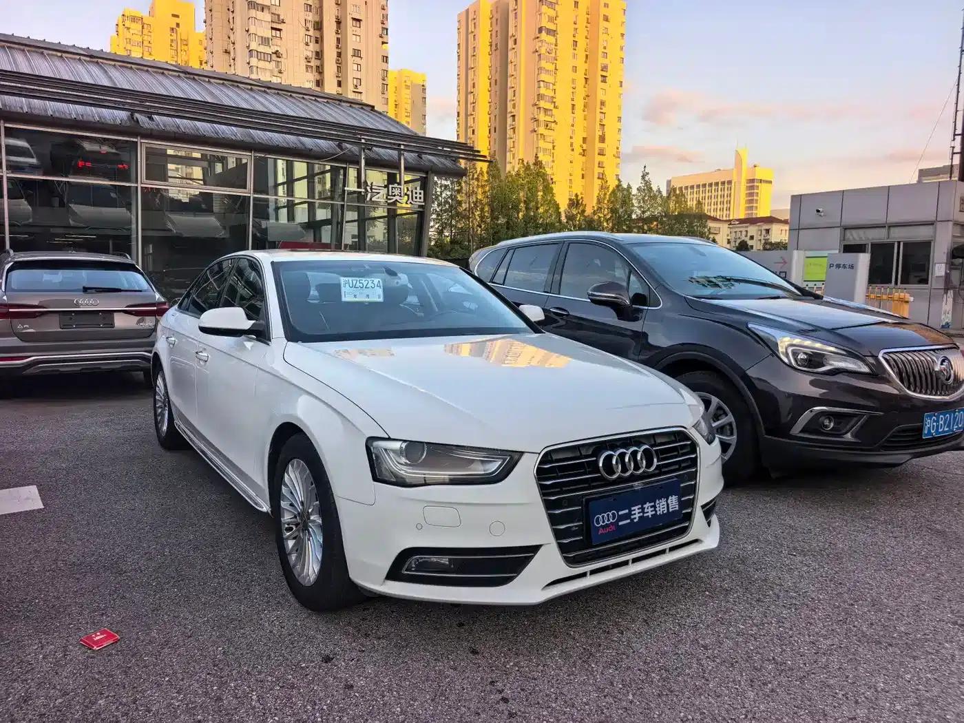 Audi A4L 2016 35 TFSI Automatic Technology Edition — миниатюра 3