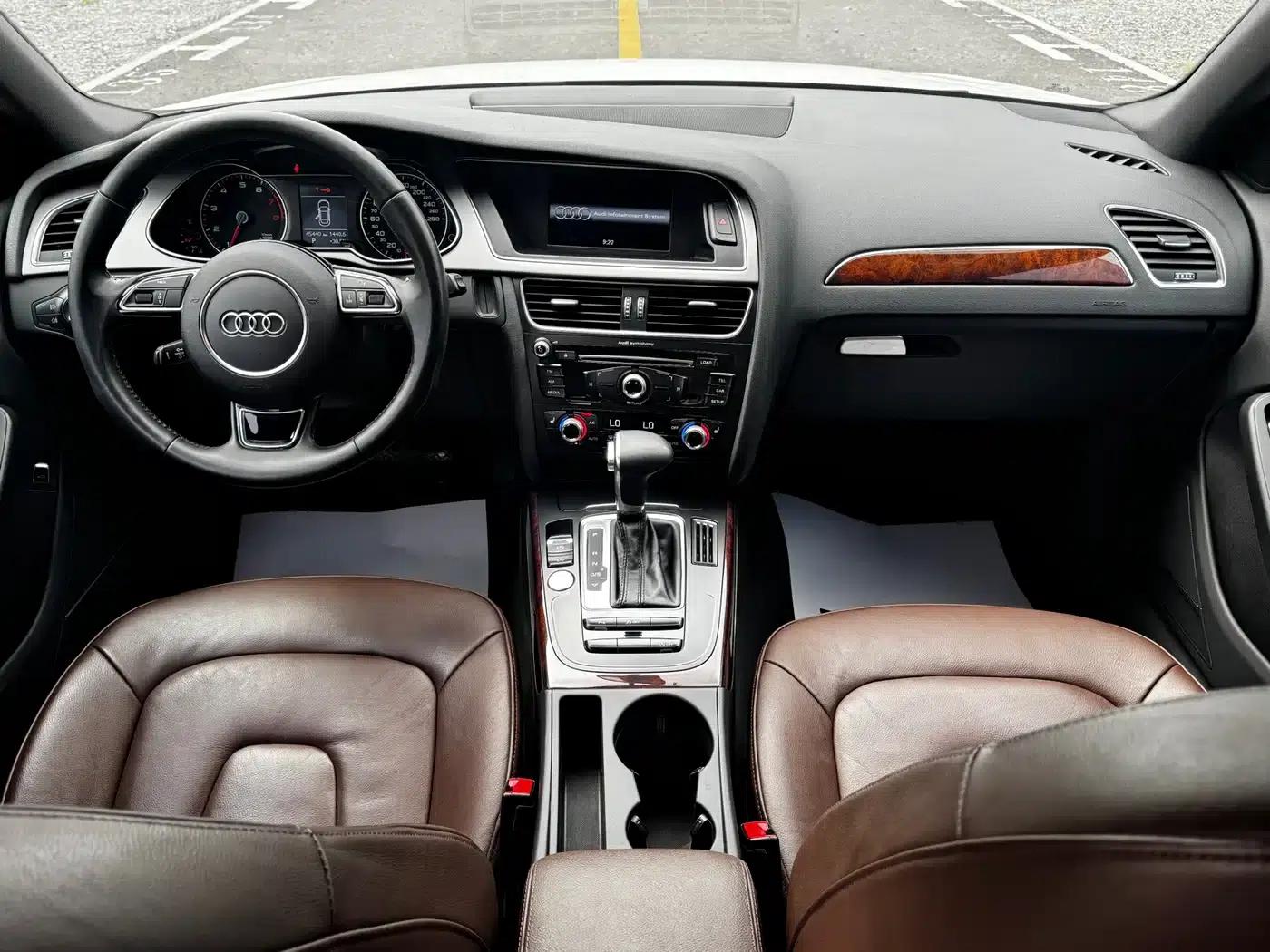 Audi A4L 2016 35 TFSI Classic Edition S line Comfort — миниатюра 16