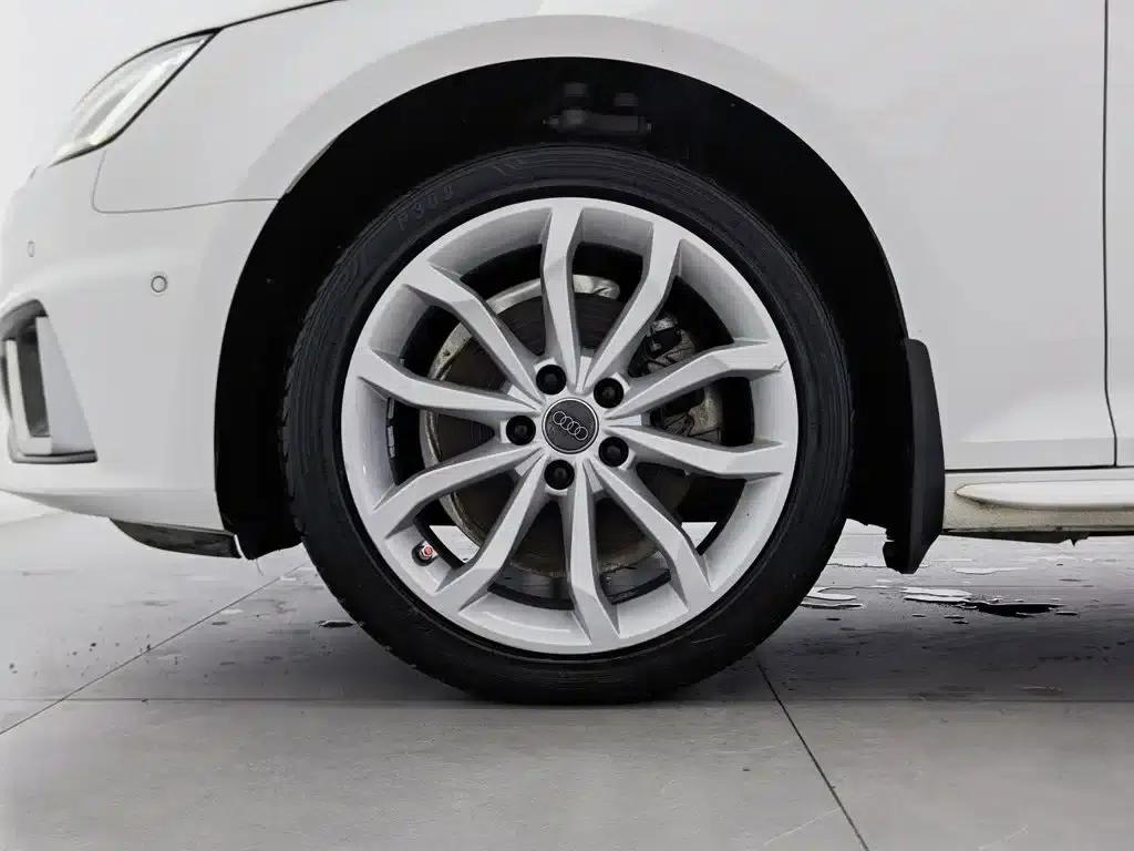 Audi A4L 2019 40 TFSI Fashion Edition (China VI Emission Standard) — миниатюра 17