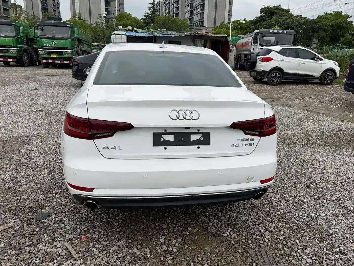 Audi A4L 2018 30th Anniversary Edition 40 TFSI Progressive — миниатюра 6
