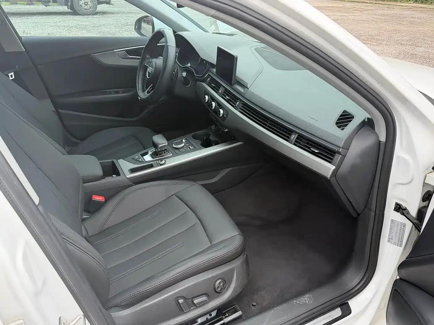 Audi A4L 2018 30th Anniversary Edition 40 TFSI Progressive — миниатюра 7