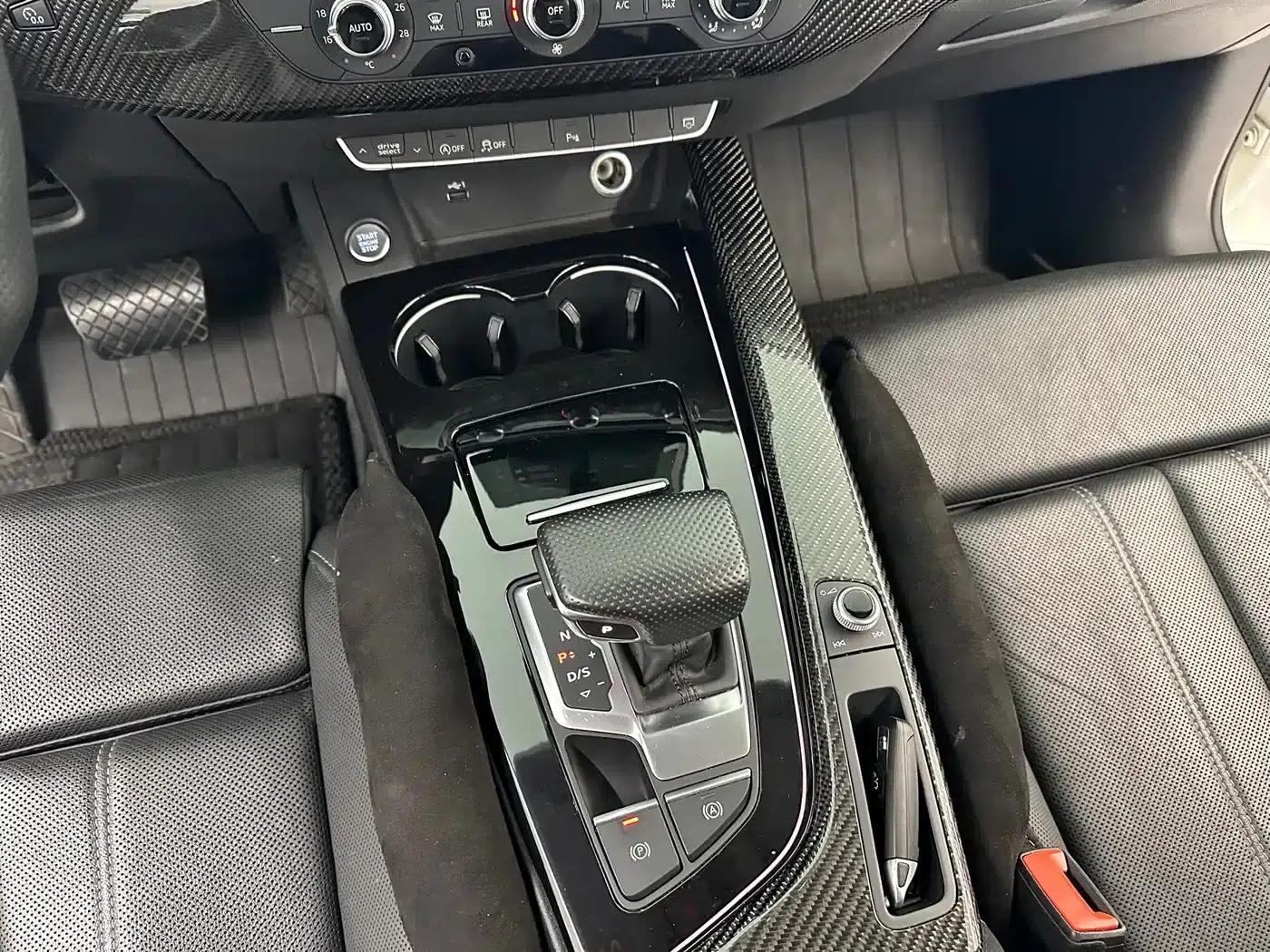 Audi A4L 2020 40 TFSI Fashion Dynamic Edition — миниатюра 18