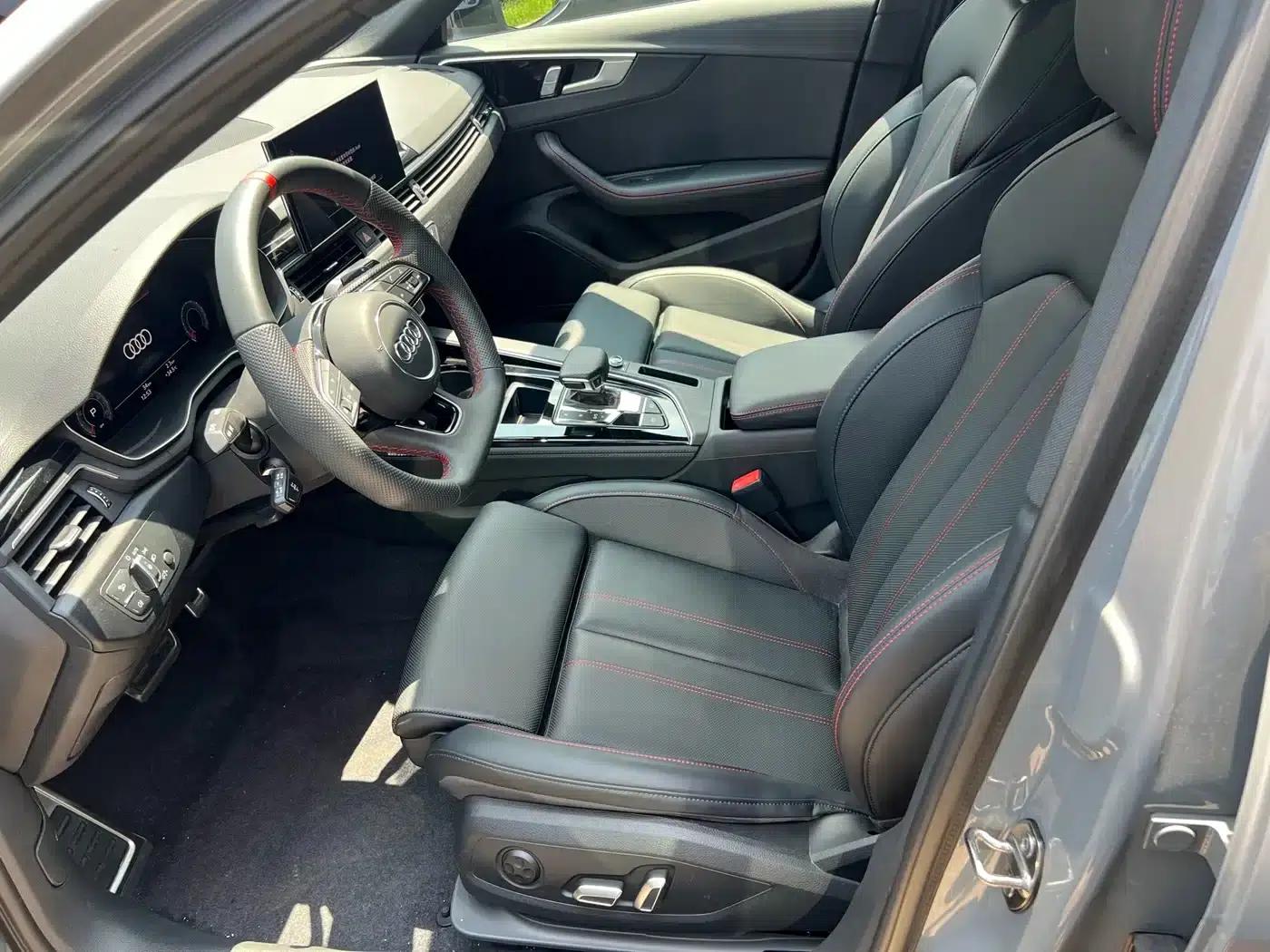 Audi A4L 2025 2 Million Unit Enjoyment Edition 40 TFSI Luxury Dynamic Model — миниатюра 4