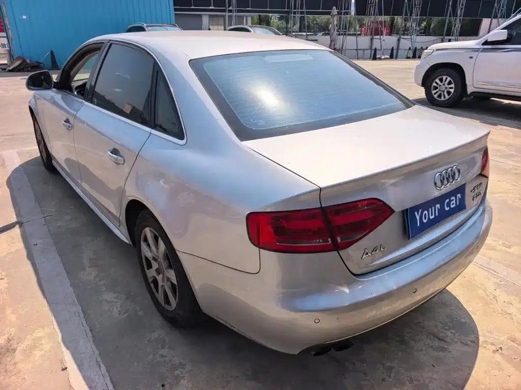 Audi A4L 2009 2.0 TFSI Comfort — миниатюра 4