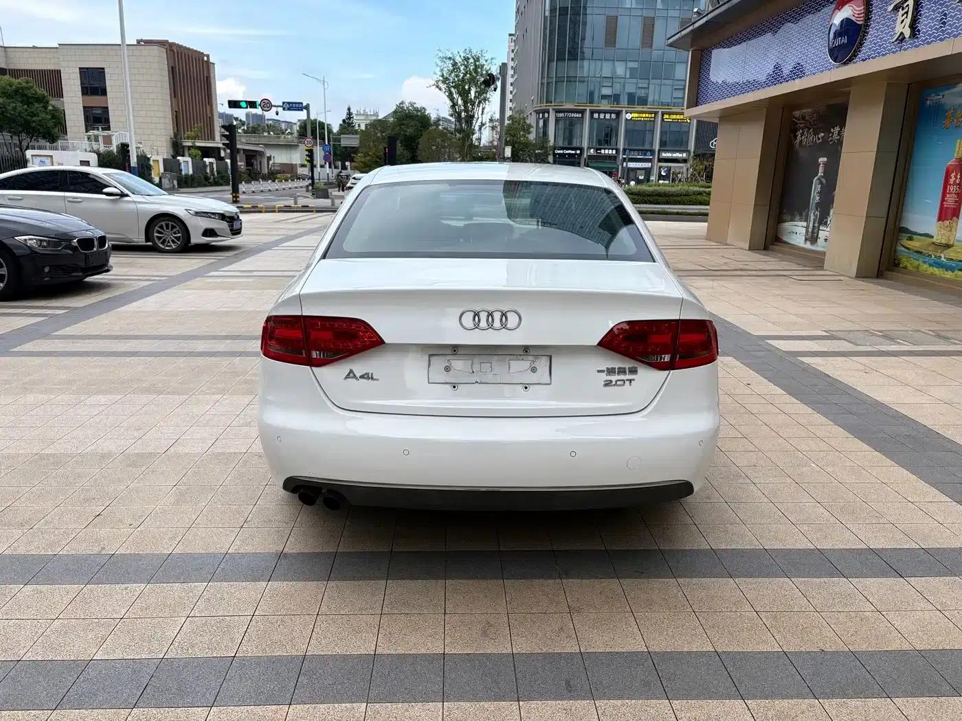 Audi A4L 2012 2.0 TFSI Automatic Comfort — миниатюра 4