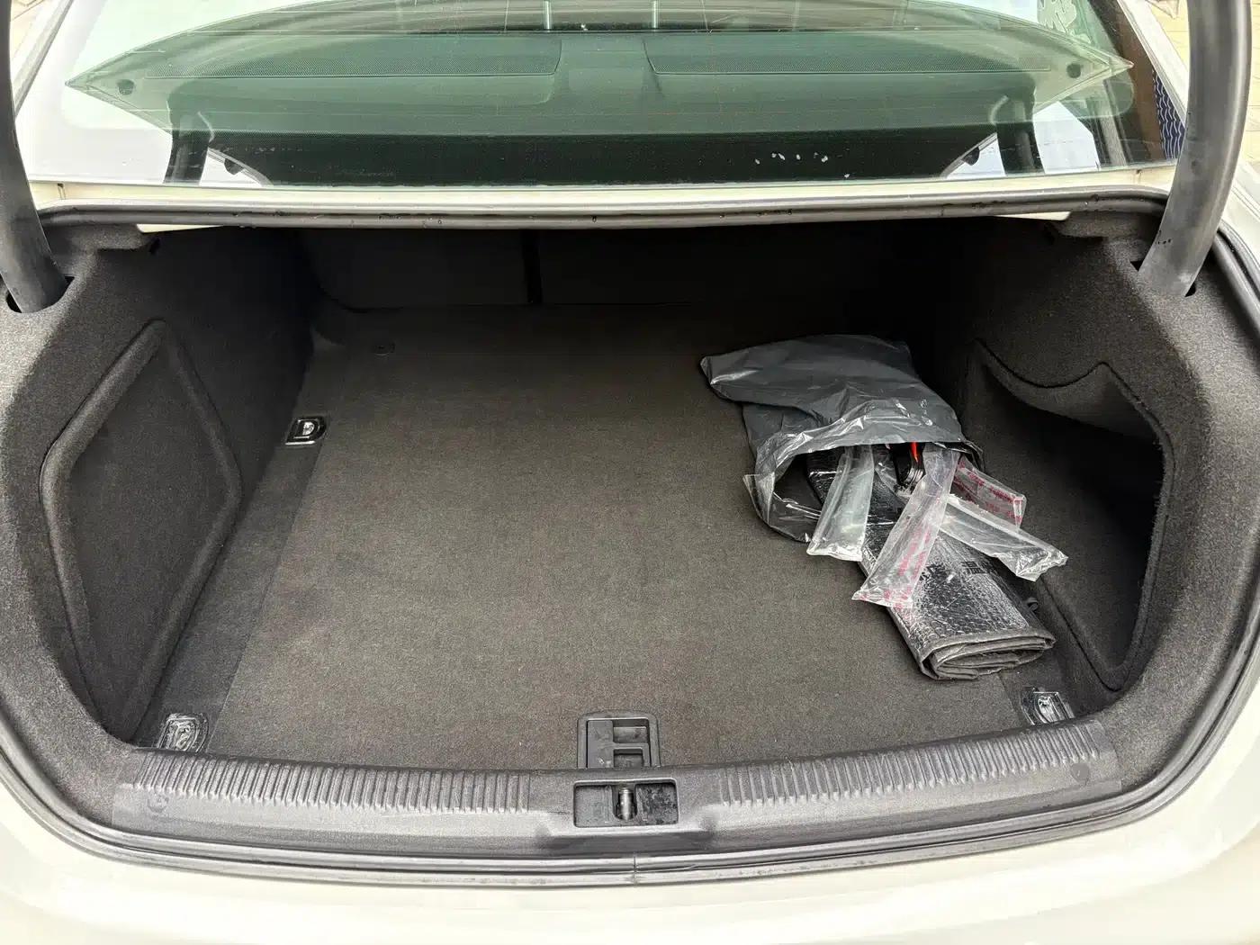 Audi A4L 2012 2.0 TFSI Automatic Comfort — миниатюра 10
